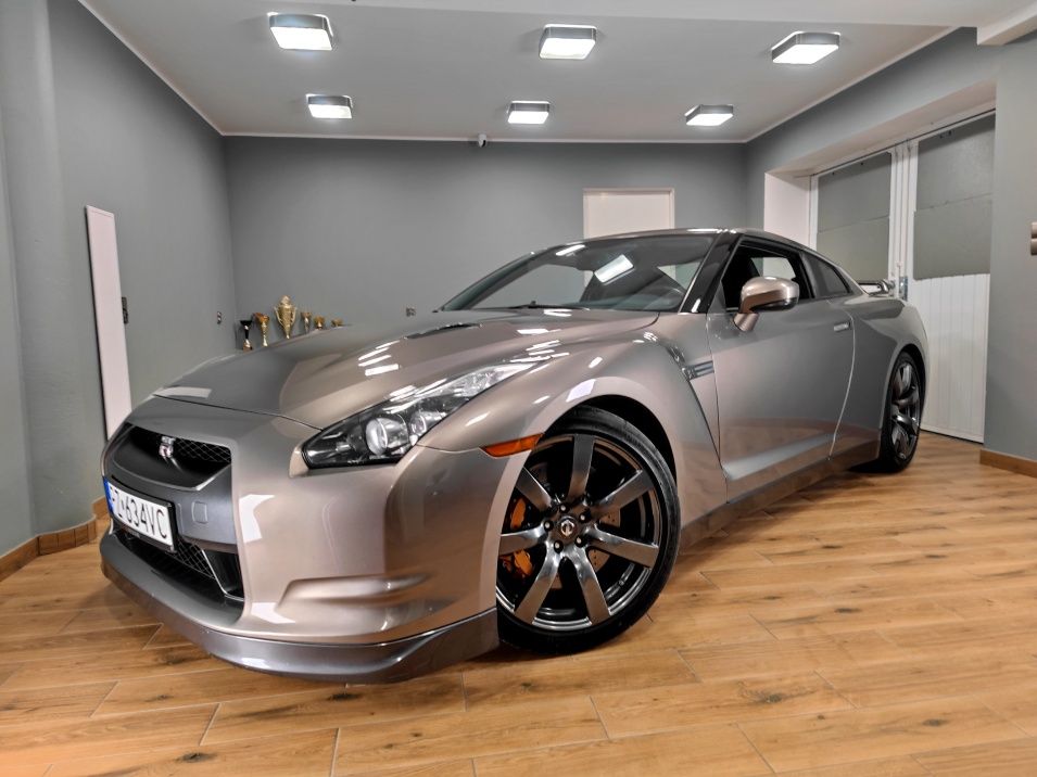 Nissan GT-R - sprzedany przez Carssor